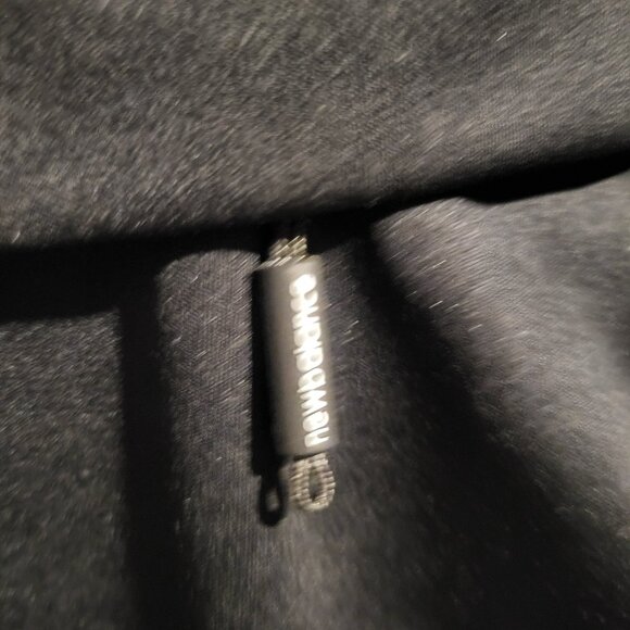 New Balance Women's Half-Zip Jacket - Picture 5 of 9